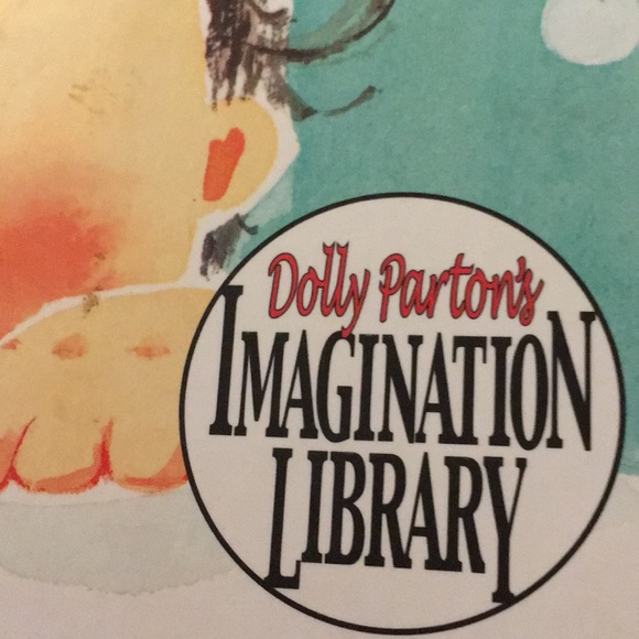 Dolly Parton Imagination book. Baby toddler child - Picture 3 of 3